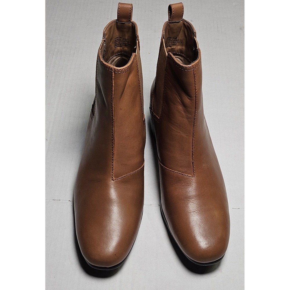 H by Halston Alison Tan Leather Chelsea Block Heel Ankle Boots A269758 Womens 7M